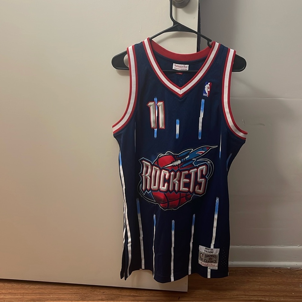 Rockets jersey size large Yao